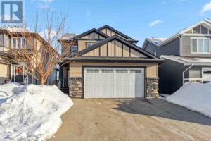 184 Huberman Way, Fort McMurray, Alberta